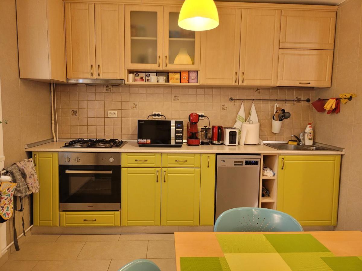 בוקרשט Family Friendly With Kids Room, Quiet And Peaceful מראה חיצוני תמונה