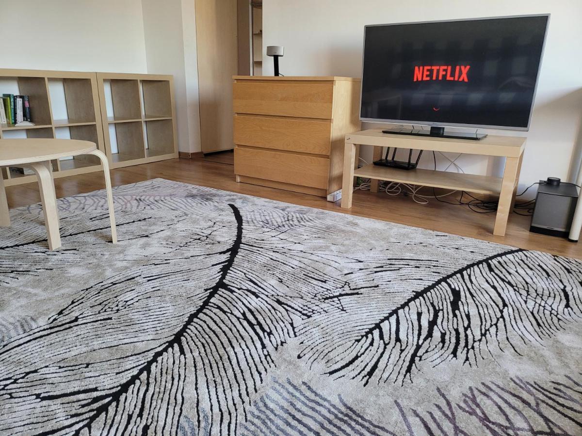 בוקרשט Family Friendly With Kids Room, Quiet And Peaceful מראה חיצוני תמונה